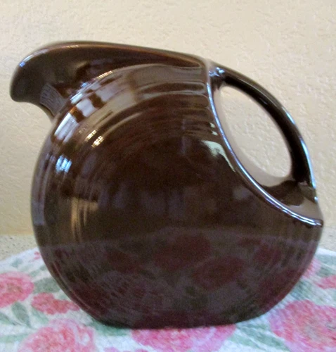Vintage Fiesta Ware Chocolate Brown Disc Water Pitcher 7 1/4" Retired VGC