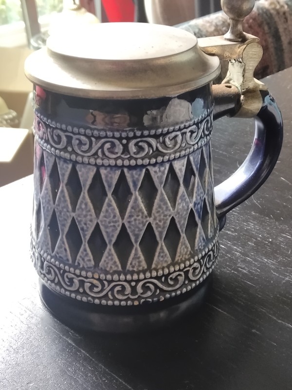 Marzi and Remy Diamond Pattern Stein