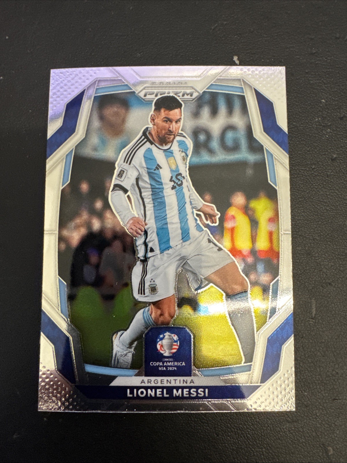 2024 Panini Prizm CONMEBOL Copa America - Lionel Messi #1 Silver Prizm And Base view 4