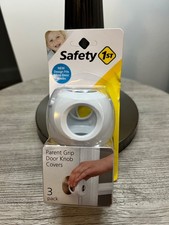 Safety 1st Pack of 3 Parent Grip Door Knob Covers NIB