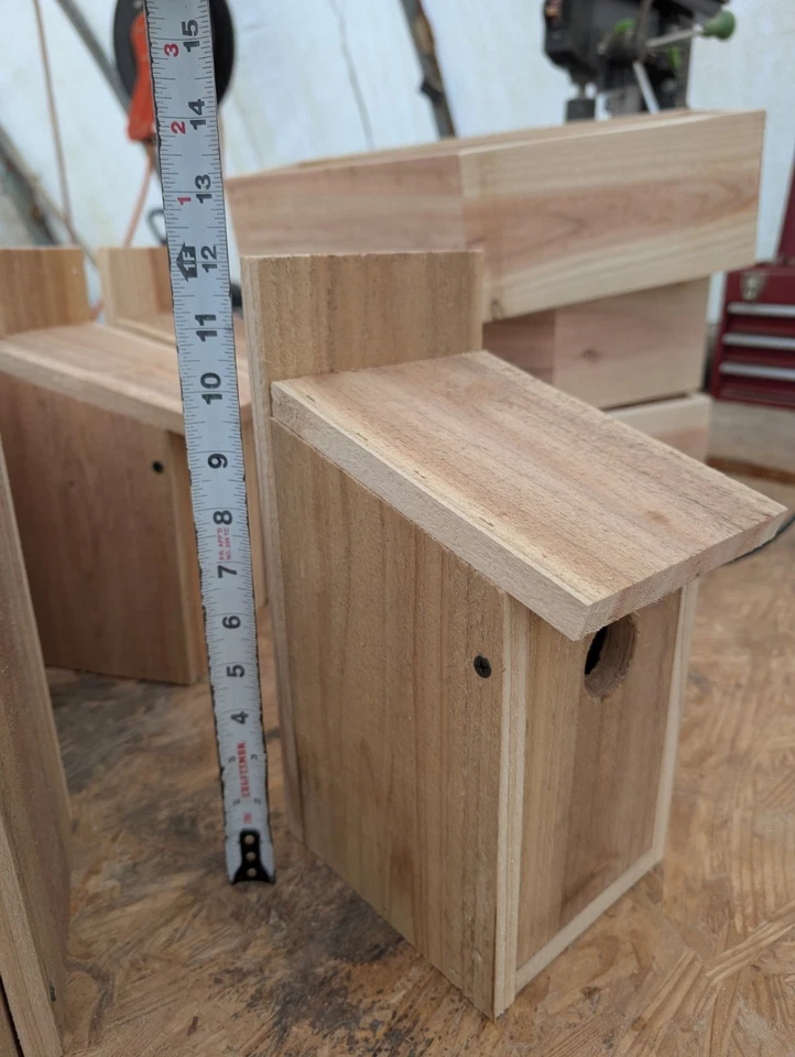  Cedar Bird House. (2 pack ) - Image 2 of 4