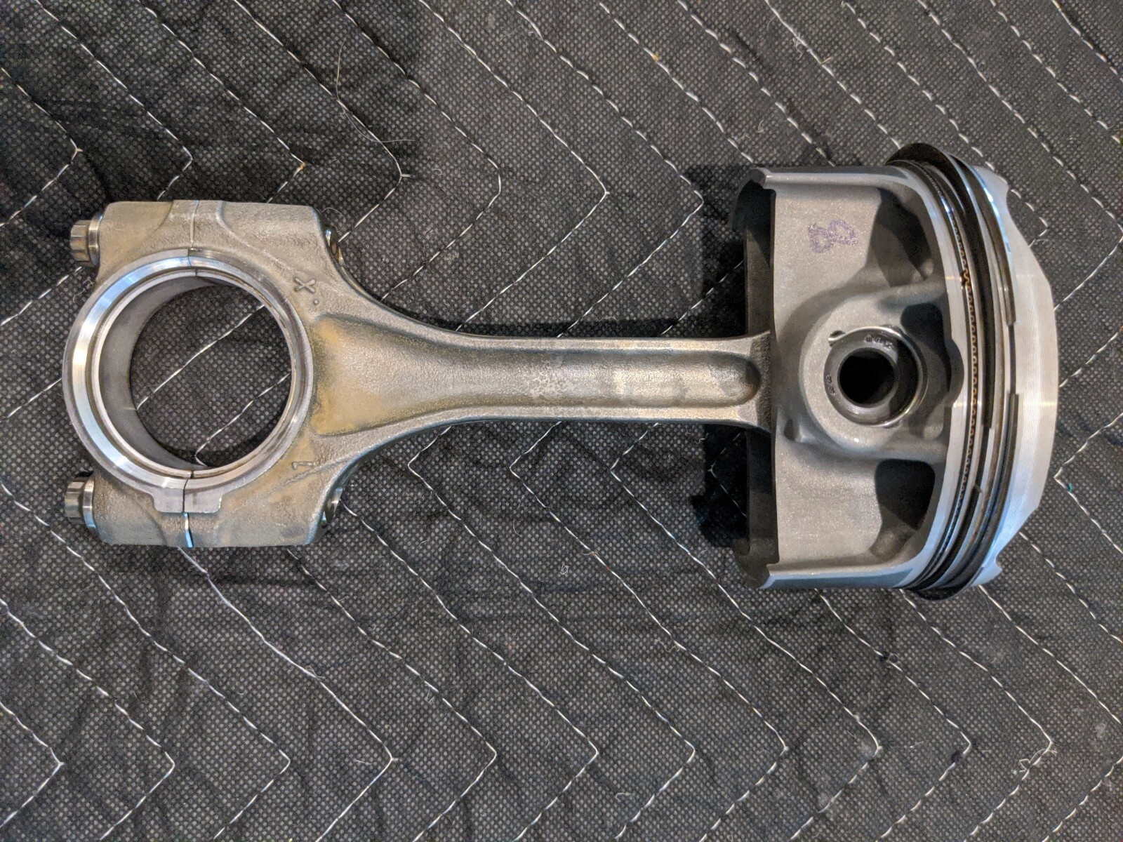 Ferrari 458 Piston w/ Connecting Rod , RH Cylinder Bank 260683