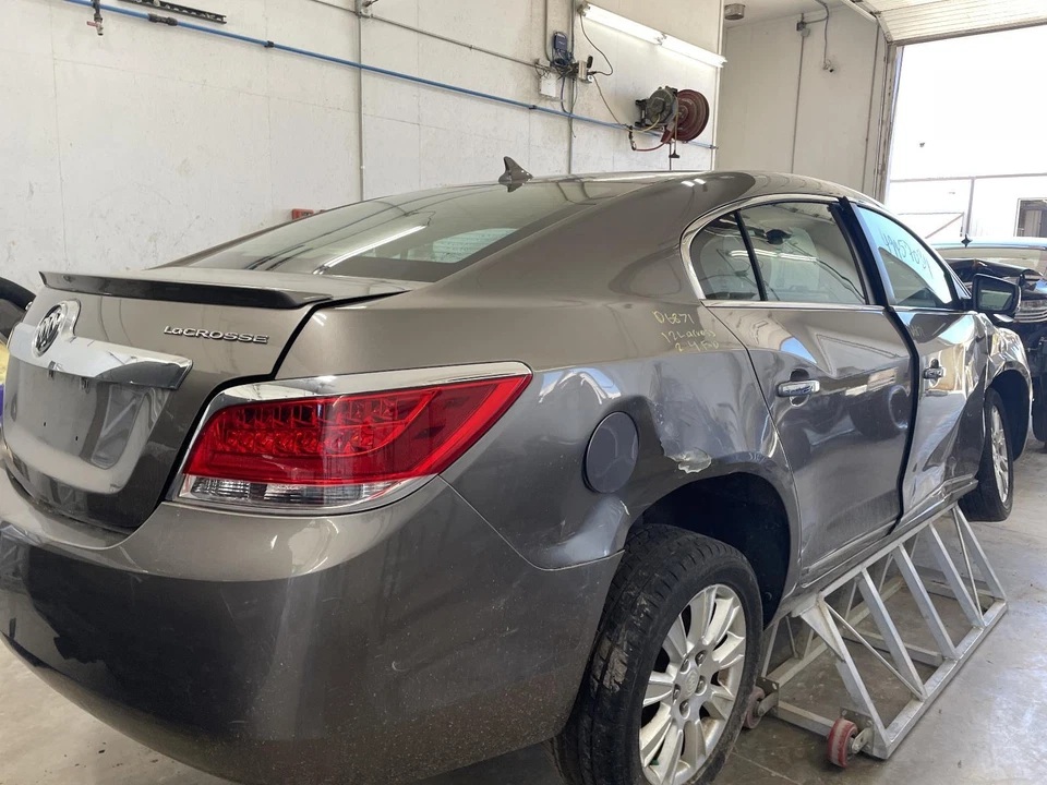 Conjunto de bomba y motor ABS usado se adapta a: montaje Buick Lacrosse 2012 grado A Foto 3 de 4