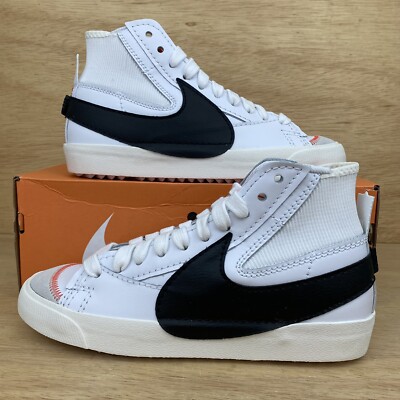 Nike Blazer Mid 77  Jumbo Swoosh  Women Sz 10.5-Mens Sz 9 Shoe White Black
