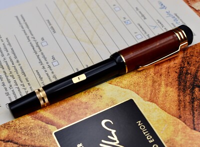 モンブランボールペン　 MONTBLANC FRIEDRICH SCHILLER MONTBLANC 2000 Friedrich Schiller Writers Limited Edition Fountain