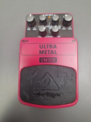 Behringer ULTRA METAL UM300 Schwermetall Verzerrungseffektpedal, funktioniert 