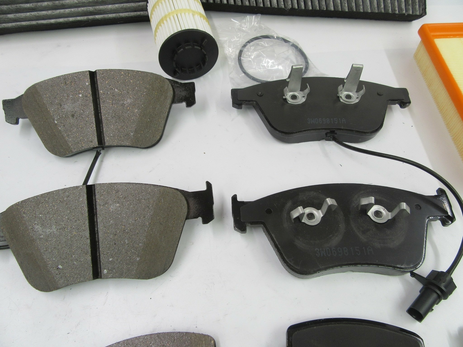 Bentley Continental Gt GTc Flying Spur V8 Service kit brake pads filters wiper 