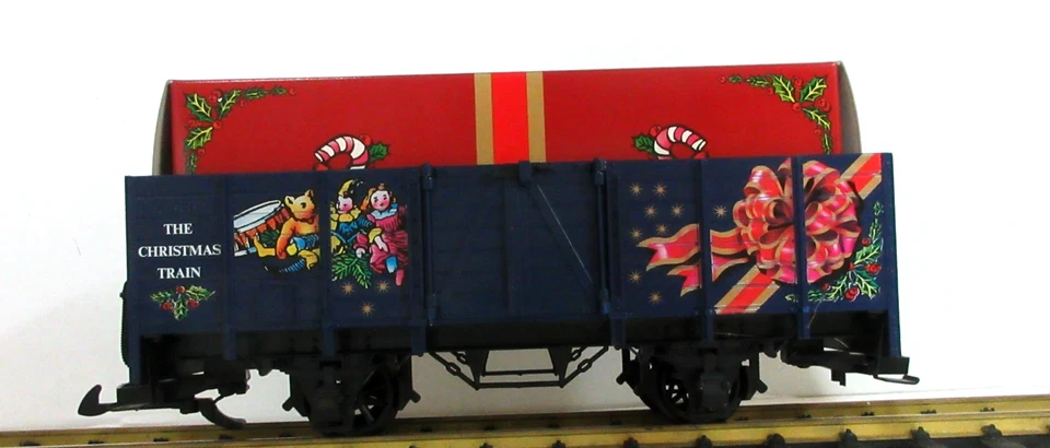LGB 42210 CHRISTMAS BLUE GONDLA w/ RED PRESENT     VERY RARE - Image 2 of 4