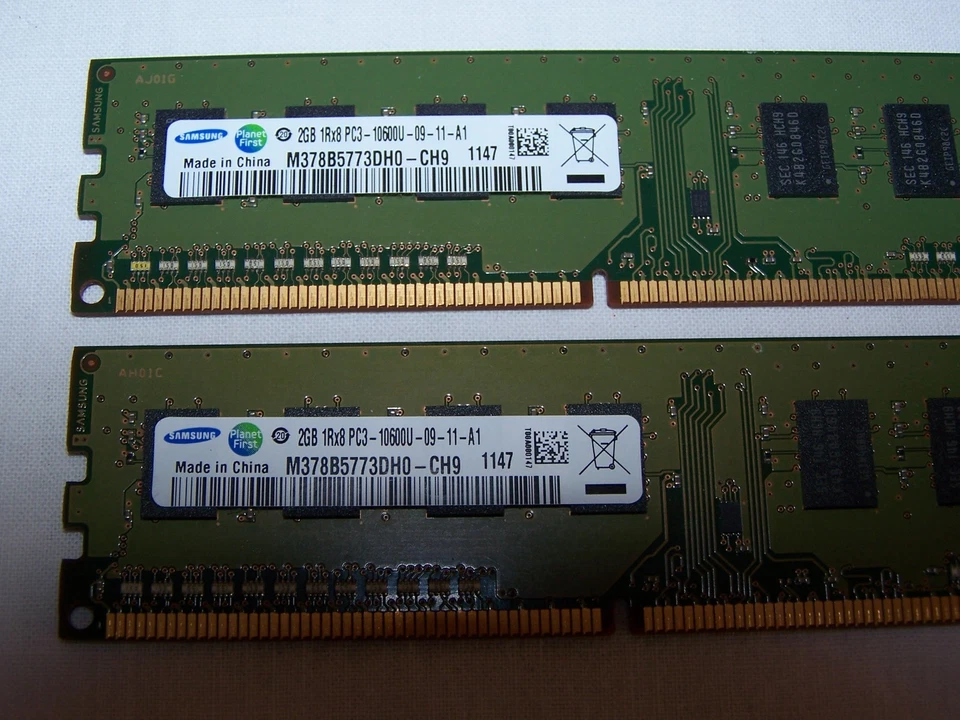 Samsung 4GB (2x2GB) 1Rx8 PC3-10600U DDR2 DESKTOP MEMORY M378B5773DH0-CH9 - Image 2 of 3
