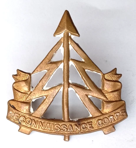 WW2 Reconnaissance Corps Brass Cap Badge.    A1-58