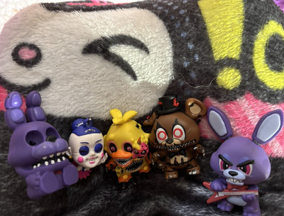 Funko Mystery Minis Five Nights at Freddy's Freddy Bonnie Chica Figurines x5