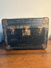 Antique Steamer Trunk 