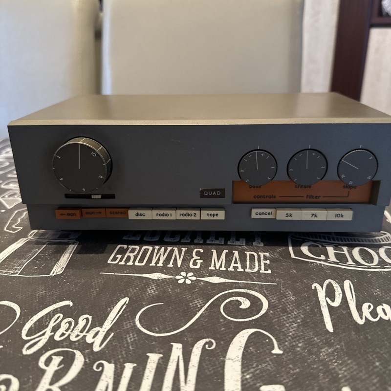 QUAD 33 PRE-AMP VINTAGE BRITISH AUDIOPHILE HIFI PRE-amp needs cable untested