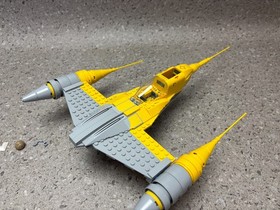 LEGO &reg; Star Wars 7877 Naboo Starfighter