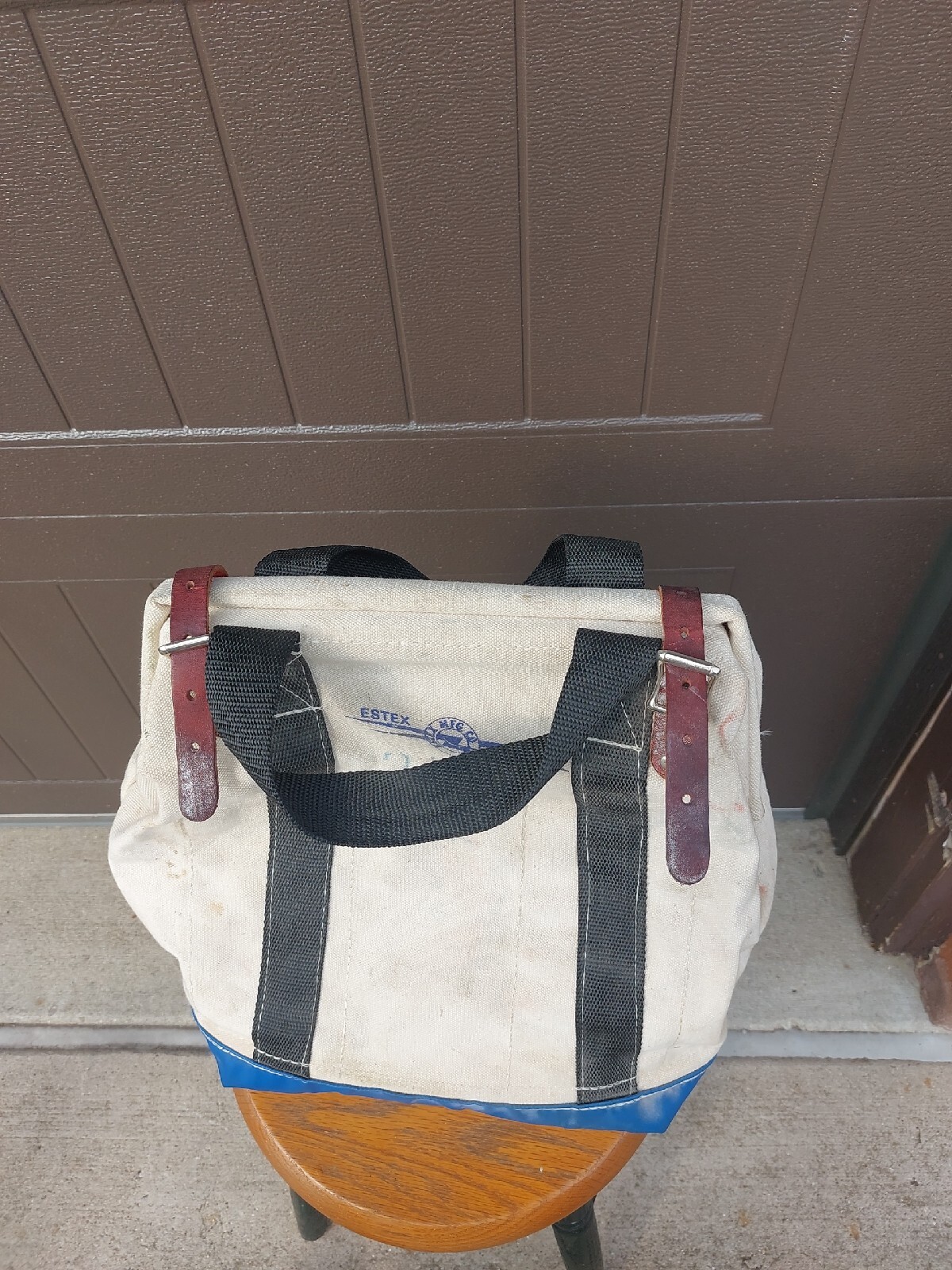 Picture 3 of 10