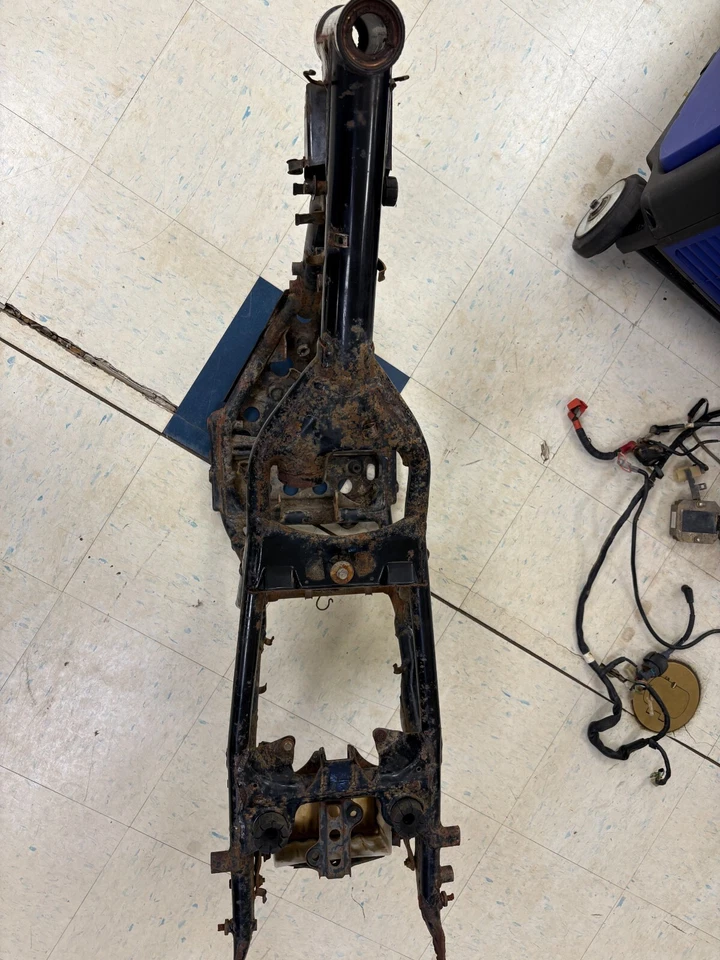 Honda 250SX 1985 cuadro y placa de deslizamiento Foto 3 de 4