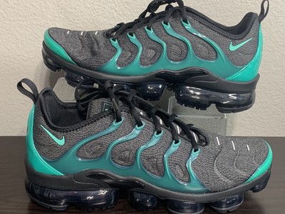 air max plus vapormax grey