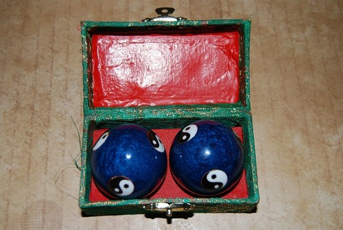 Chinese Iron Ball - Chinese Traditional Cloisonne Iron Ball for Health (One S... - Picture 2 of 2