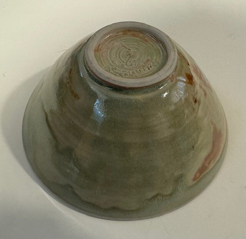 Signed Vintage Handmade Green Glaze Pottery Bowl 6 inch- Ships FREE in the USA - Picture 4 of 9