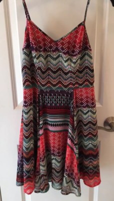 JUNIOR'S LOVE FIRE MULTI COLORED SUN DRESS SZ SMALL, FULLY LINED, GATHERED BACK