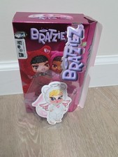 Bratz Bratziez Sweetheartz Seriez Plush Keychain open box CHLOE