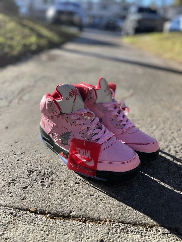 Zapatillas Awake NY Jordan Retro Rosa Ártico Talla 40 EU Estados Unidos Talla 7 en Hombres Foto 2 de 4