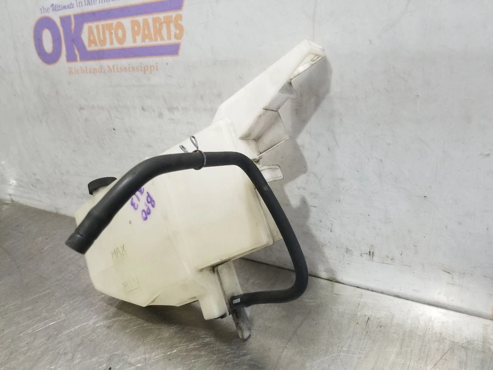 17 2017 INFINITI QX70 РЕЗЕРВУАР ОХЛАЖДАЮЩЕЙ ЖИДКОСТИ 3,7 Л - Изображение 4 из 4