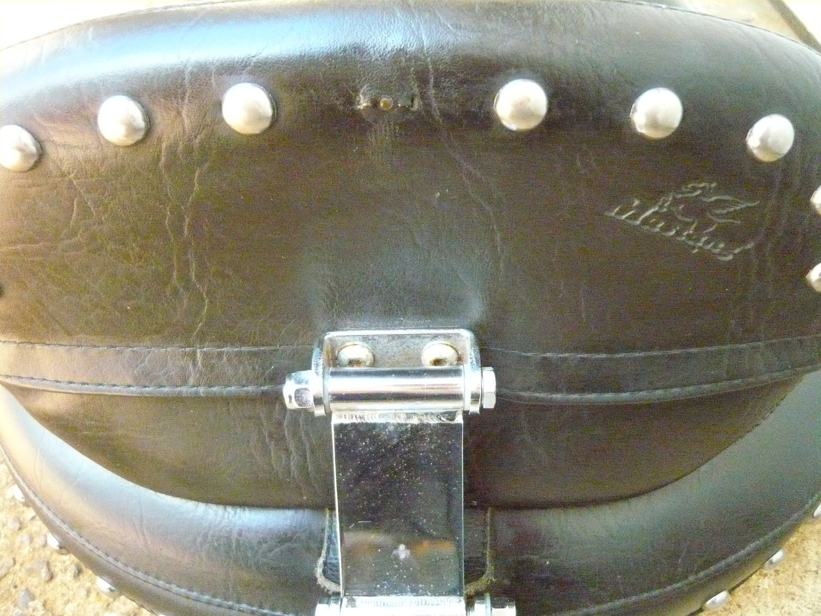 Picture 14 of 24