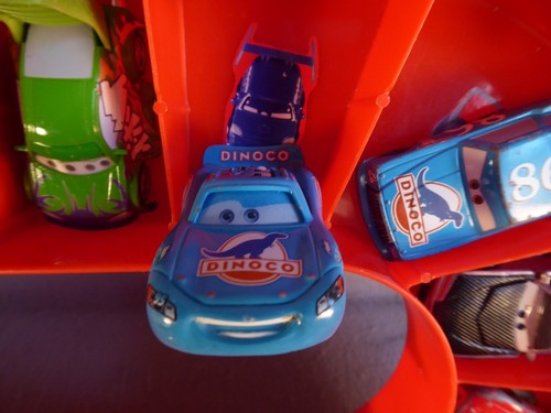 Disney Pixar Cars Rennbahn Tragetasche Set Raceway Los Angeles Speedway Film - Bild 5 von 17