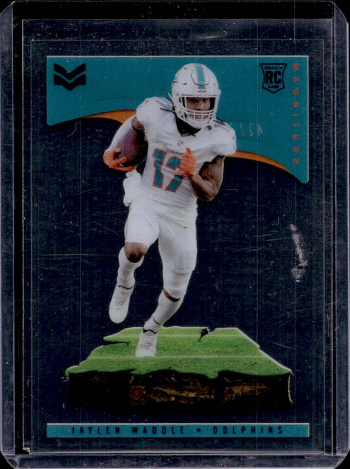 Jaylen Waddle Panini Chronicles Magnitude #MAG6 Purple
