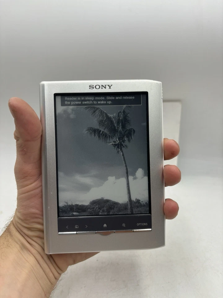 Sony PRS-350 Digital Book Reader w Manual *WORKS* Bundle - Image 2 of 4