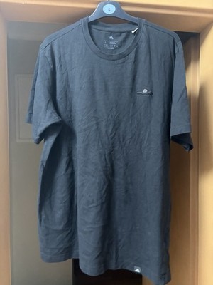 Adidas T-Shirt Größe L mit Adiletten Logo Auf Der Brust Schwarz