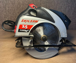 SKIL Circular Saw 5755 15 Amp Corded 7.25 in