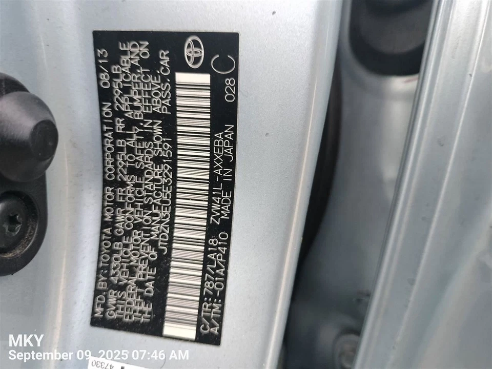 PRIUS 2014 锁执行器 6799936 — 第 2/4 张图片