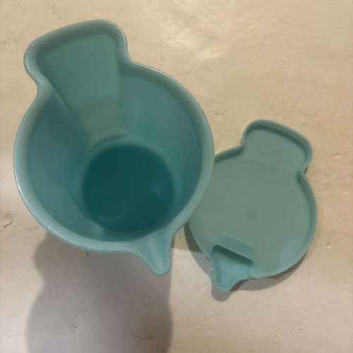 VTG Aqua Blue Lg 5.5" Tupperware Creamer Milk Pitcher Flip Lid 131-2, 625-6 - Picture 4 of 4