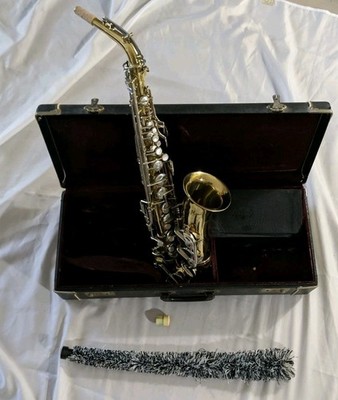 LA MONTE BRASS VINTAGE ALTO SAXOPHONE Likely MADE IN ITALY