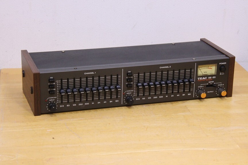 TEAC GE-20 2-channel 10-band graphic equalizer Used Fully