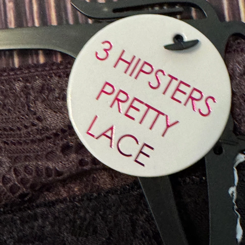 Женские хипстерские трусики Daisy Fuentes большого размера 1X с кружевным акцентом комплект из 3 - Изображение 4 из 4