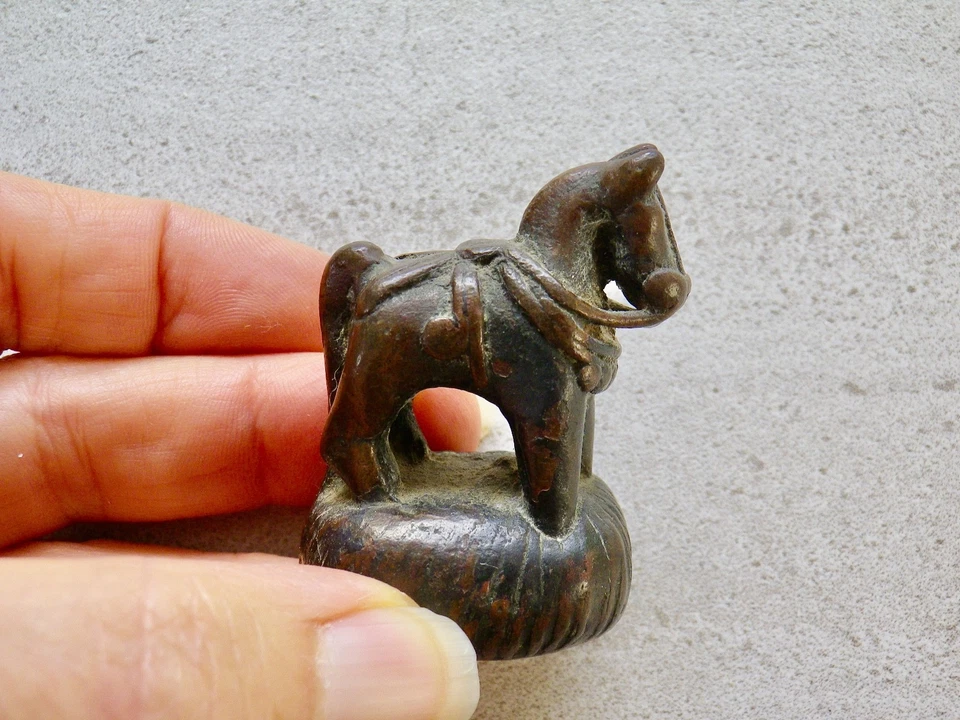 Poids à opium ancien en bronze Indochine ou Birmanie? Cheval - Photo 3/4