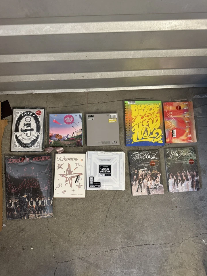 Lot Of 10 K-Pop Albums Enhyphen Stray Kids Ateez NCT Seventeen TxT & Others Open Foto 2 de 2