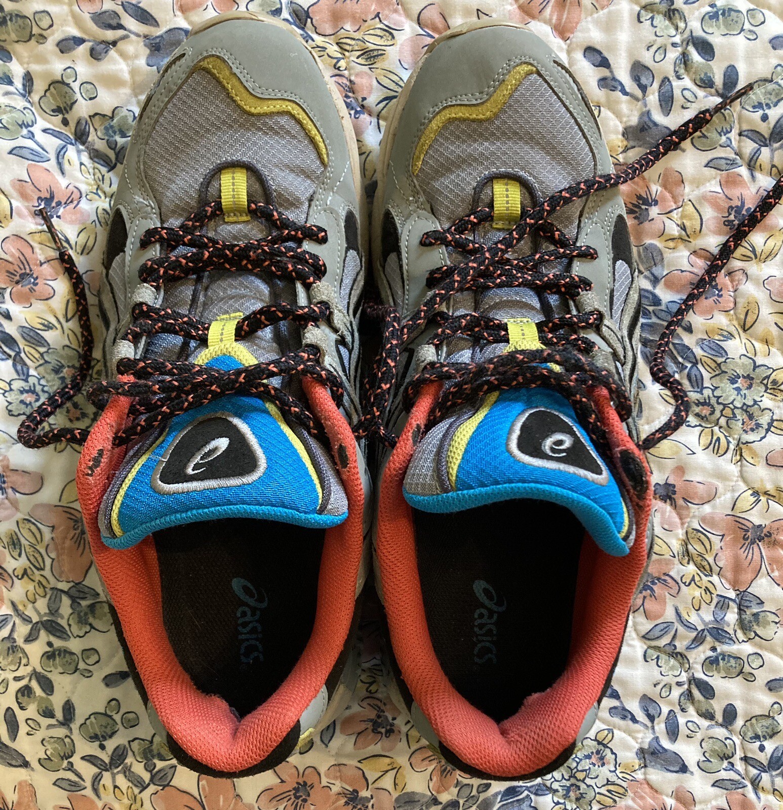 gel kayano 5 og stone grey