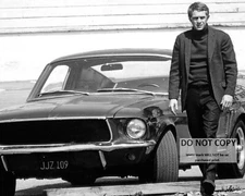 STEVE McQUEEN IN "BULLITT" - 8X10 PUBLICITY PHOTO (RT116)