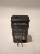 Digital Video Battery Compact Travel Charger Model SG-IC032