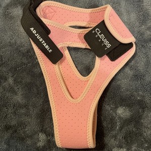 Cleviss Anti Snoring Chin Strap  Adjustable Snoring Brace Solution Pink
