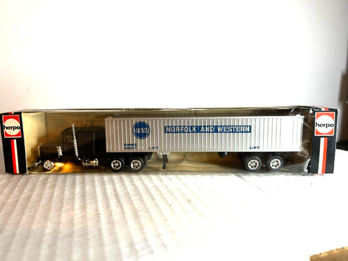 HERPA #950224 cabina Kenworth con remolque contenedor de 40' "Norfolk & Western" 1:87 | Zustand: New