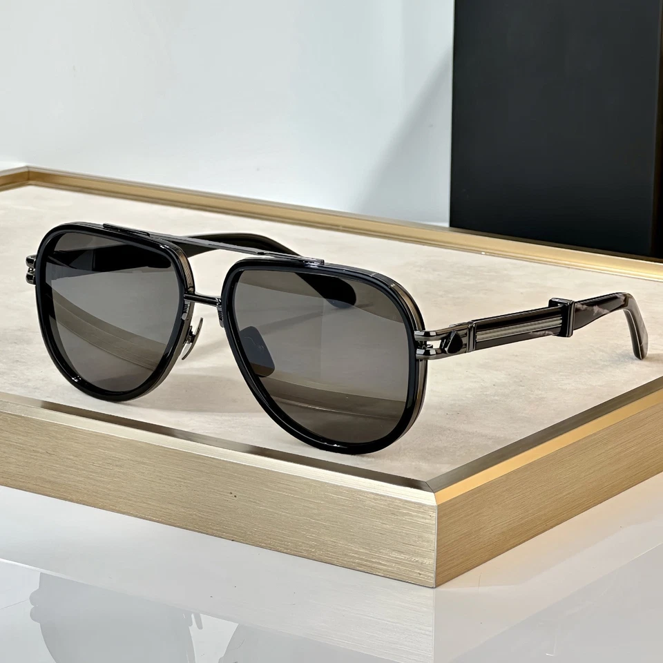 DITA Gafas de sol de lujo con montura de aviador, gafas de sol de moda para hombre y mujer. Foto 3 de 4