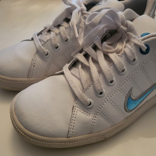 Nike 2009 Court Tradition 2 Tennisschuhe Turnschuhe Damengröße 7 weiß 315161-942 - Bild 4 von 9