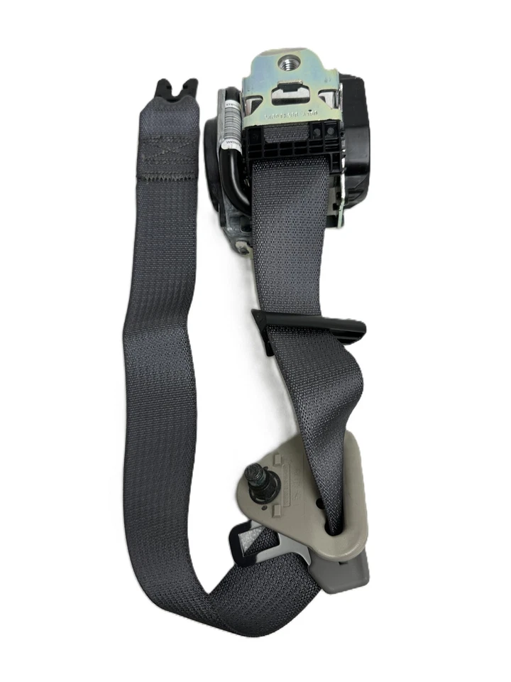 2006-2007 Saturn Vue Seatbelt Front Passenger Side Gray 15935282 OEM — 第 3/4 张图片