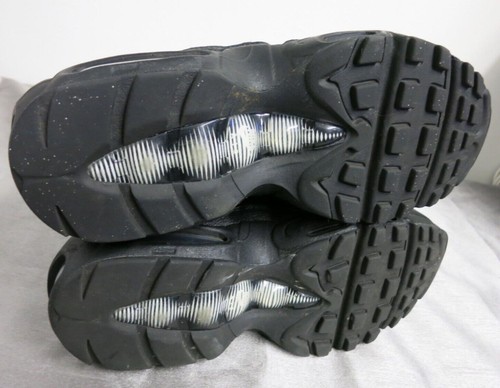 Nike Air Max 95 Recraft (GS) Triple Black CJ3906-001 Youth Size 6Y / Women’s 7.5 - Picture 5 of 6