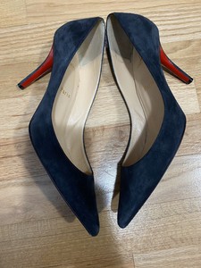apostrophy christian louboutin